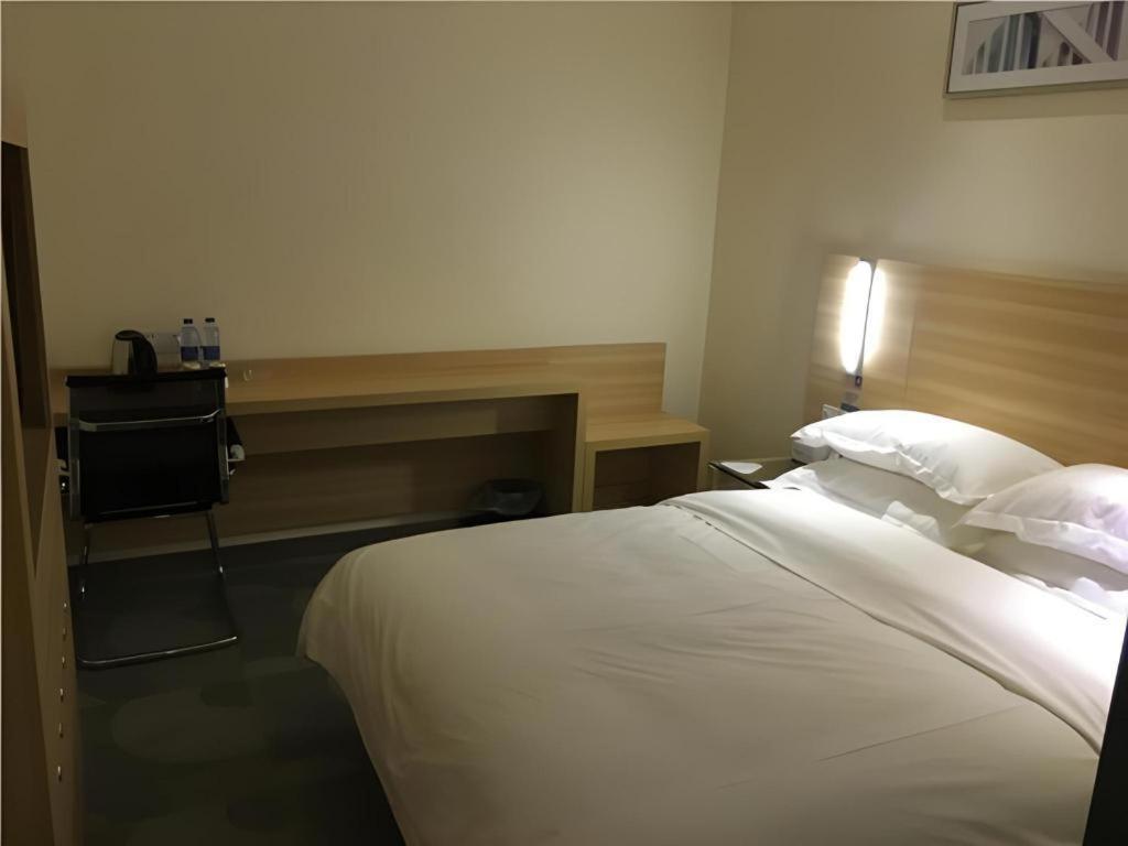 City Comfort Inn Guangzhou Tiyu West Road Metro Station Esterno foto