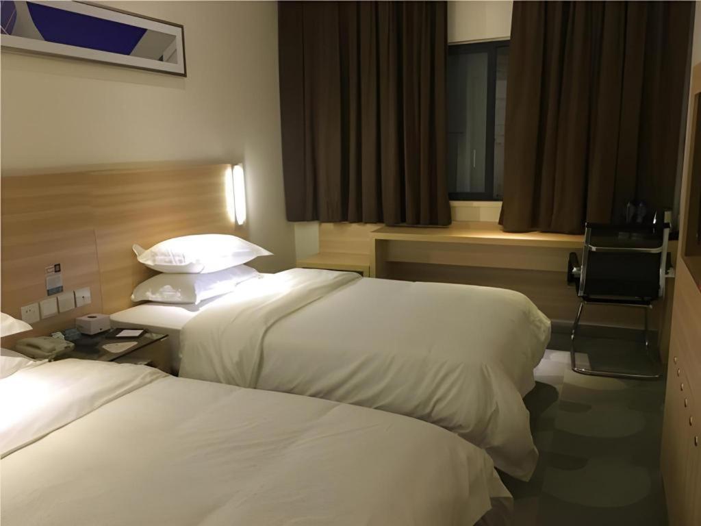 City Comfort Inn Guangzhou Tiyu West Road Metro Station Esterno foto