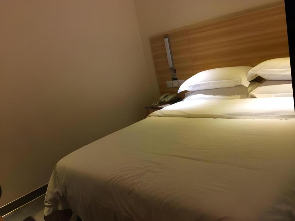 City Comfort Inn Guangzhou Tiyu West Road Metro Station Esterno foto